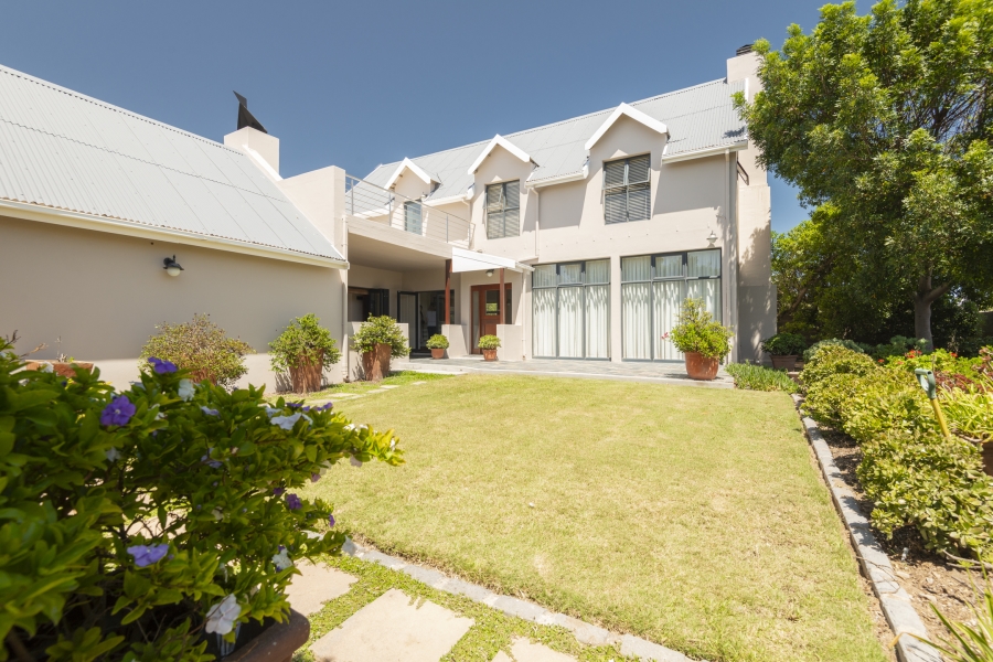 3 Bedroom Property for Sale in Myburgh Park Western Cape